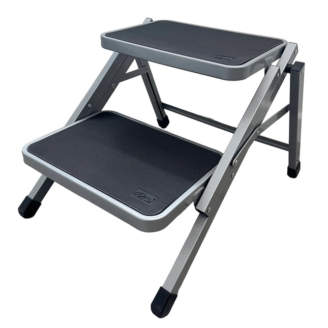 Liberty 2 step perfect for caravans, motorhomes with anti-slip features